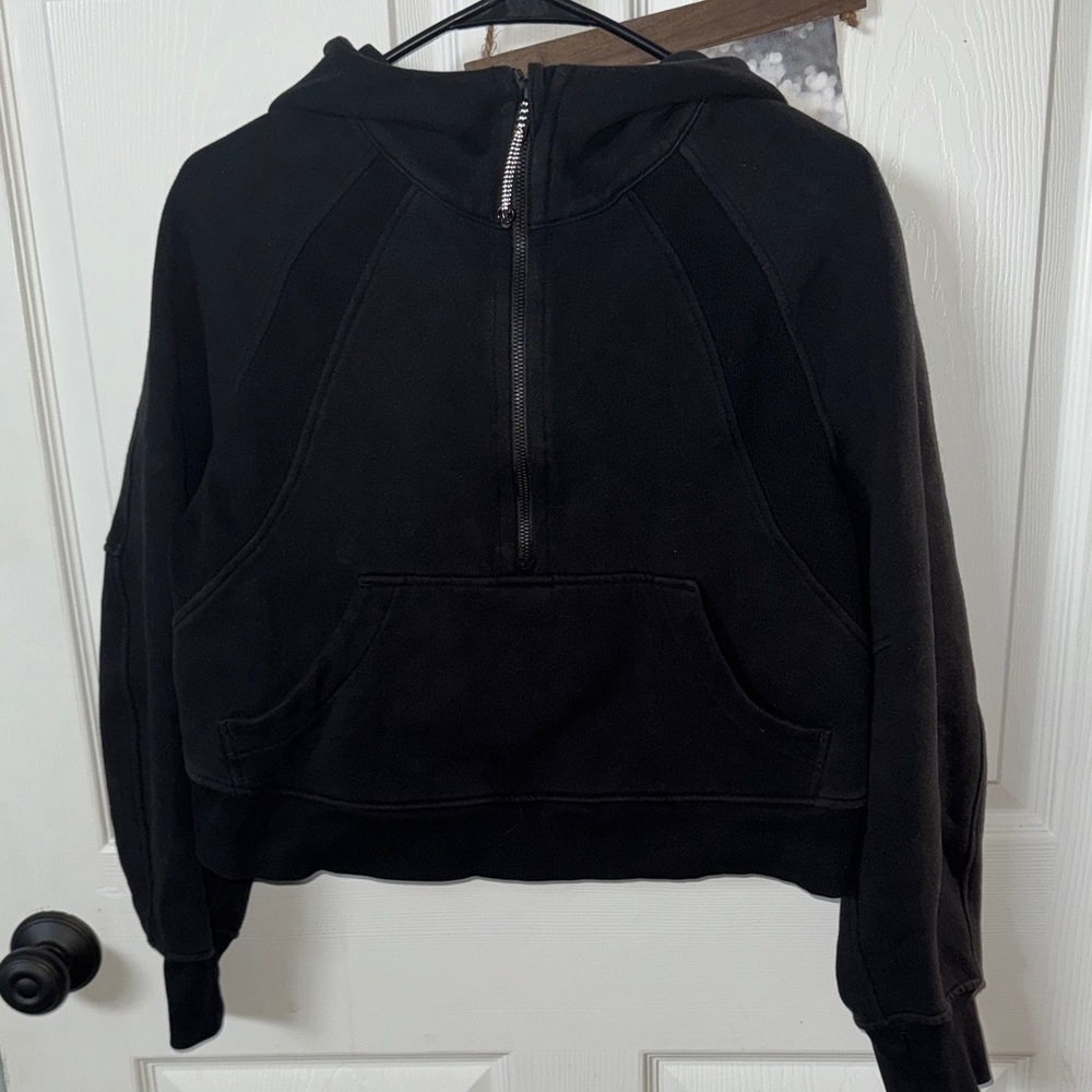 Black Half-Zip lululemon scuba Hoodie